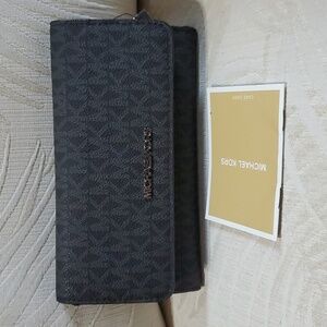 Michael kors Bifold long wallet